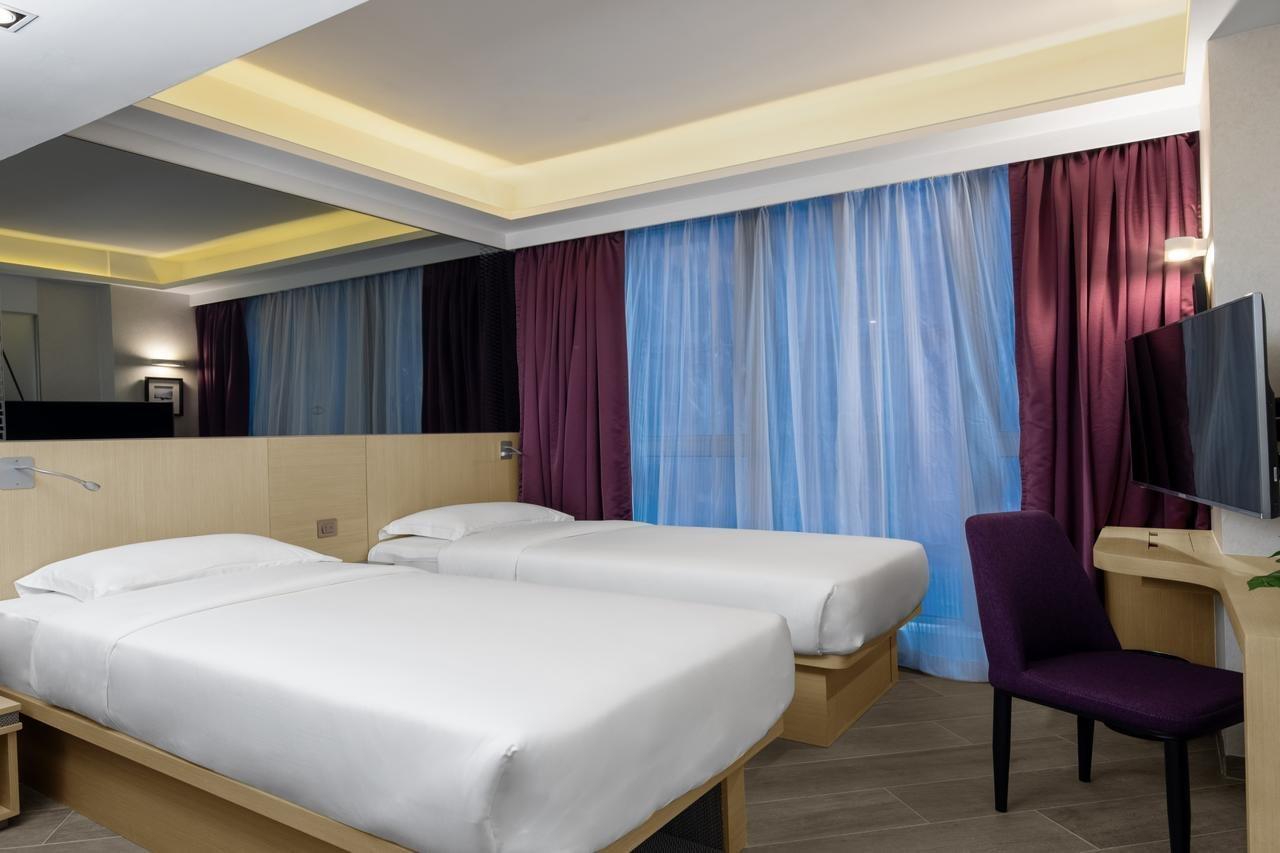 Starphire Hotel Hongkong Zewnętrze zdjęcie
